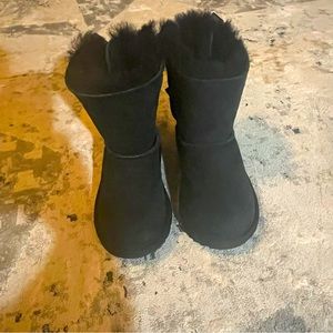 UGG black toddler girl boots sz 11